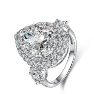 Swarovski Crystals Fashion Ring